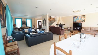 202726-detached-villa-for-sale-in-argakaorig