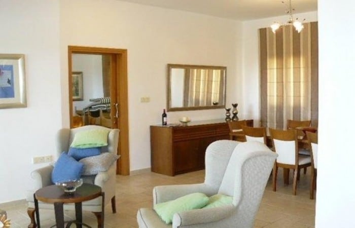 Image No.3-6 Bed House for sale