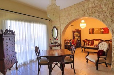 203268-detached-villa-for-sale-in-mesogifull