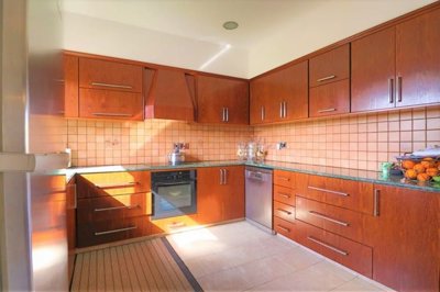 203273-detached-villa-for-sale-in-mesogifull