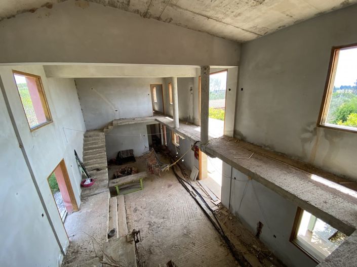 Image No.4-6 Bed House for sale