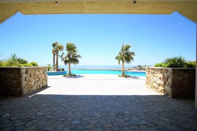 208425-detached-villa-for-sale-in-mesogifull