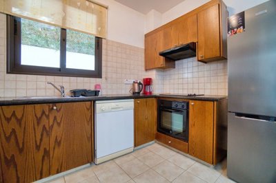 601657-detached-villa-for-sale-in-kissonergao