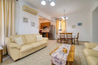 601653-detached-villa-for-sale-in-kissonergao