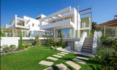 422640-detached-villa-for-sale-in-latchiorig