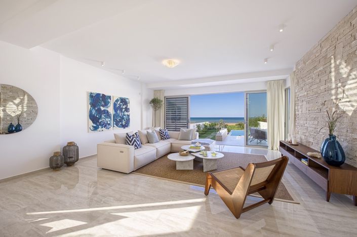 Image No.10-5 Bed House for sale