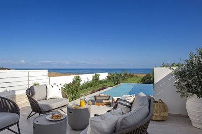 422586-detached-villa-for-sale-in-latchiorig