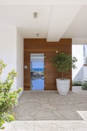 422588-detached-villa-for-sale-in-latchiorig