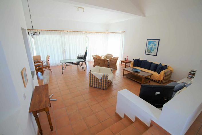 Image No.3-2 Bed House for sale