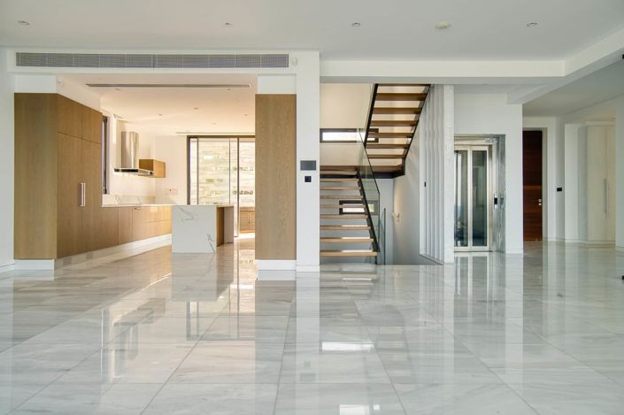 Image No.5-4 Bed House for sale