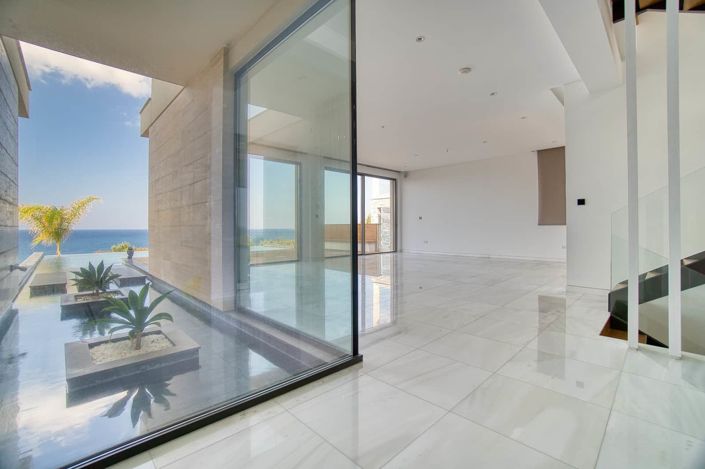 Image No.7-4 Bed House for sale