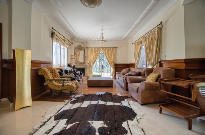 Image No.5-Maison de 4 chambres à vendre à Agios Tychonas