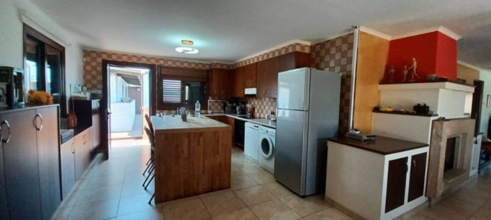 Image No.2-2 Bed House for sale