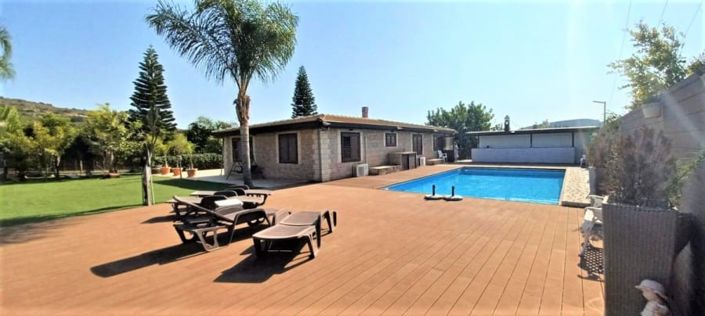 Image No.8-2 Bed House for sale