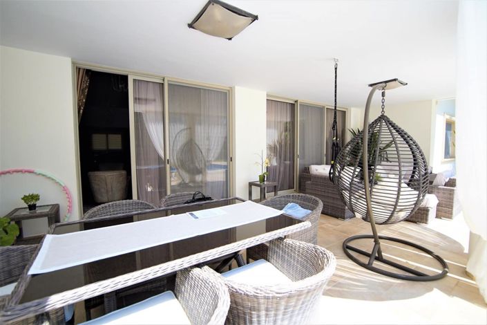 Image No.4-5 Bed House for sale