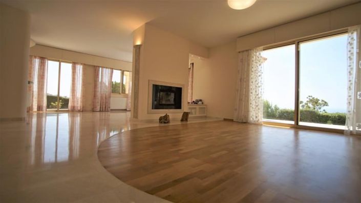 Image No.9-Maison de 5 chambres à vendre à Agios Tychonas