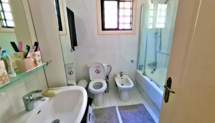 Image No.10-3 Bed House for sale