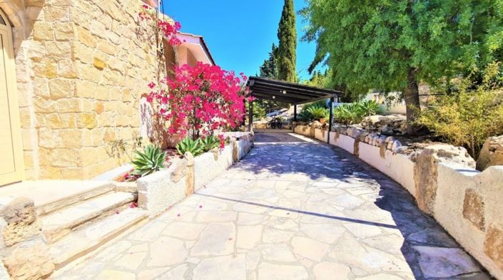 Image No.4-3 Bed House for sale