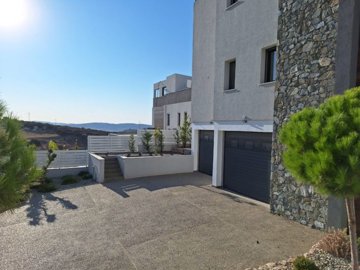 654277-detached-villa-for-sale-in-parekklisia