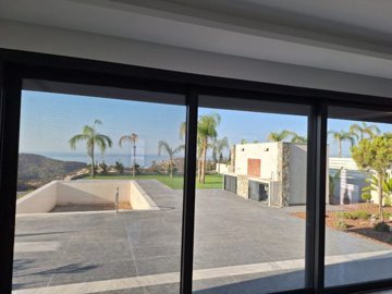 654283-detached-villa-for-sale-in-parekklisia
