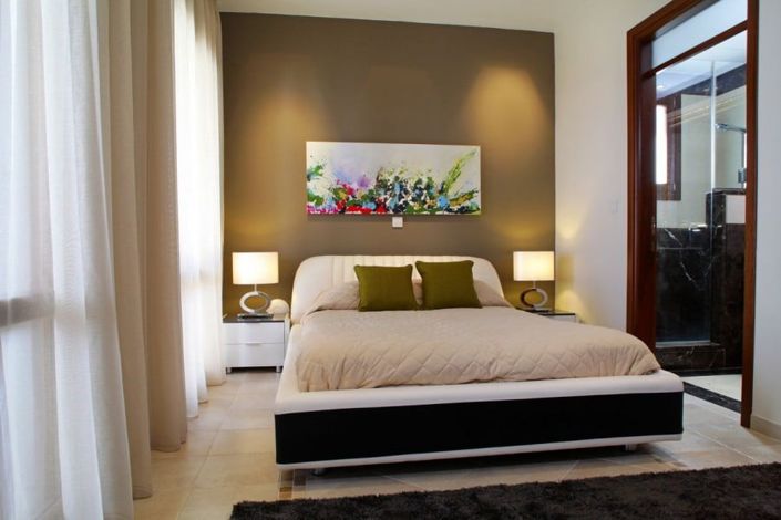 Image No.10-5 Bed House for sale