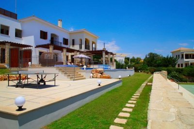 339027-detached-villa-for-sale-in-acheleiaful