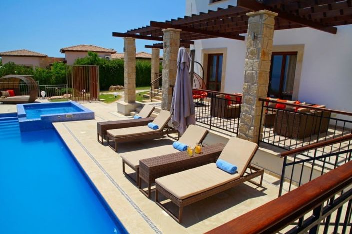 Image No.3-5 Bed House for sale