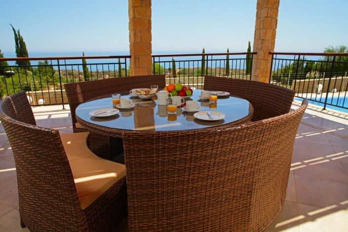 Image No.4-5 Bed House for sale