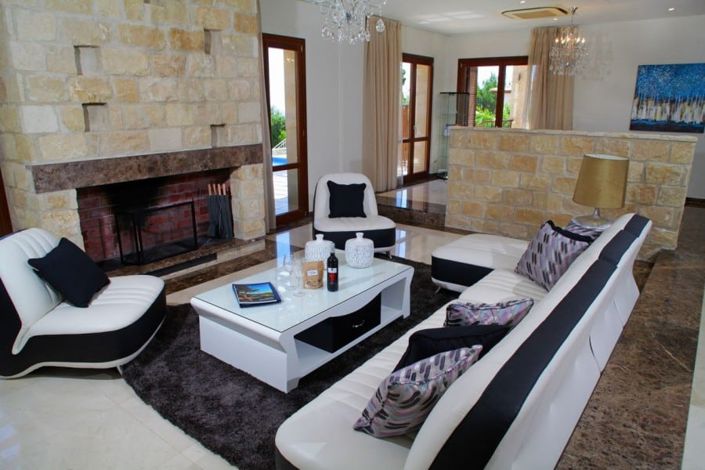 Image No.5-5 Bed House for sale