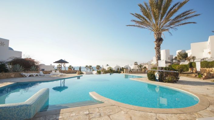 Image No.1-5 Bed House for sale