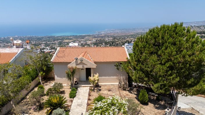 Image No.5-5 Bed House for sale