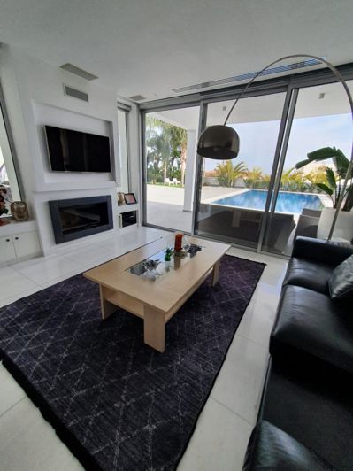 Image No.4-5 Bed House for sale