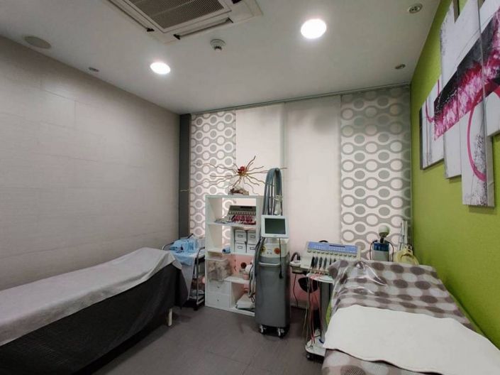 Image No.5-5 Bed House for sale