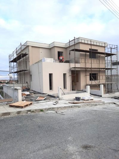 Image No.1-3 Bed House for sale