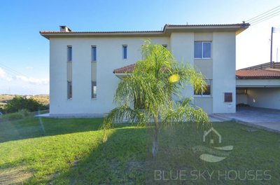 364249-detached-villa-for-sale-in-parekklisia