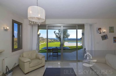 364235-detached-villa-for-sale-in-parekklisia