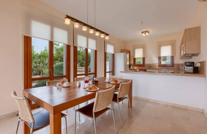 Image No.6-2 Bed House for sale