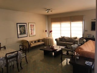 Image No.9-5 Bed House for sale