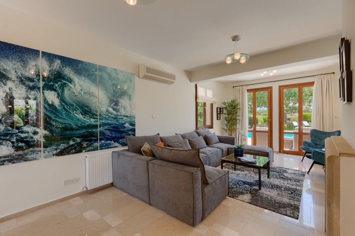 Image No.3-4 Bed House for sale