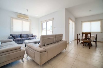 623618-detached-villa-for-sale-in-monagroulli