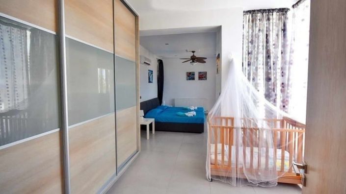 Image No.10-4 Bed House for sale