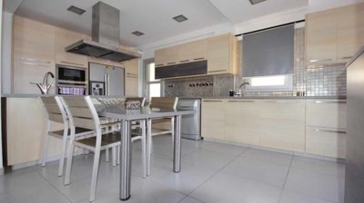 371259-detached-villa-for-sale-in-pegia-coral