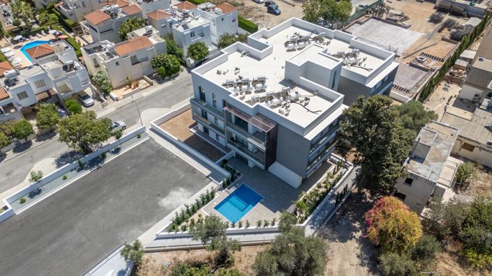 Image No.10-3 Bed House for sale