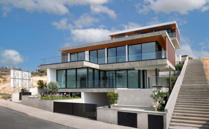 Image No.2-5 Bed House for sale