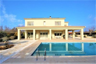 387582-detached-villa-for-sale-in-polemifull