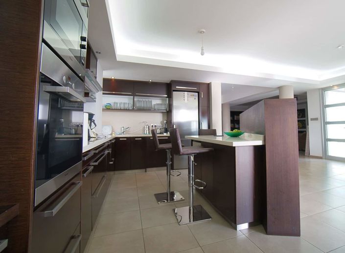 Image No.5-5 Bed House for sale