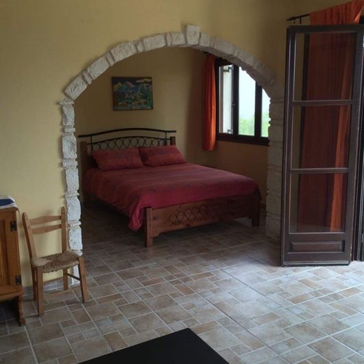 Image No.9-5 Bed House for sale