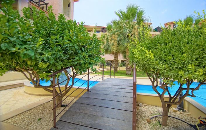 Image No.6-3 Bed House for sale