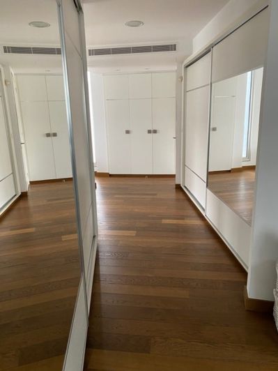 Image No.9-6 Bed House for sale