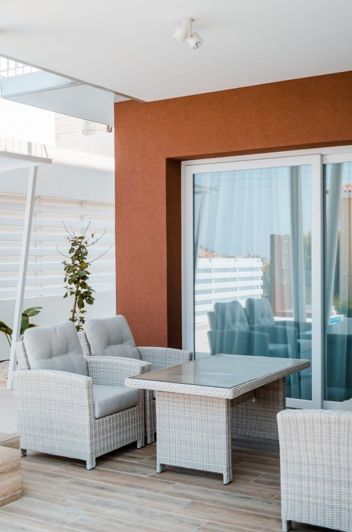 Image No.8-Maison de 6 chambres à vendre à Mouttagiaka